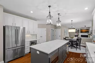 817 Wheat Field Dr, Waxhaw, NC 28173 - Photo 4