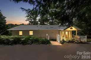 211 Rhododendron Ave, Black Mountain, NC 28711 - Photo 14