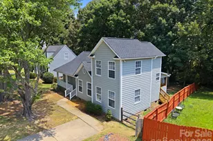 8313 Houndstooth Dr, Charlotte, NC 28227 - Photo 4