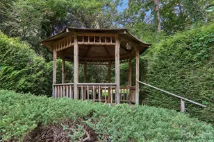 1 Bridle Path Ct, Hendersonville, NC 28791 - Photo 40