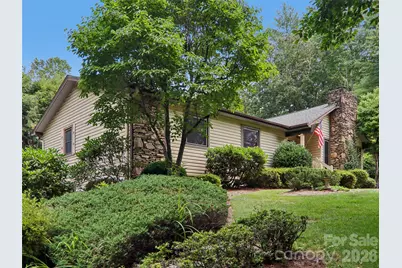 1 Bridle Path Court, Hendersonville, NC 28791 - Photo 2