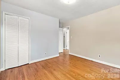 14 E Indiana Avenue, Asheville, NC 28806 - Photo 8