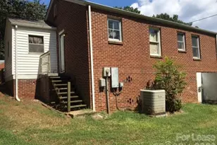 327 Westwood Dr, Statesville, NC 28677 - Photo 4