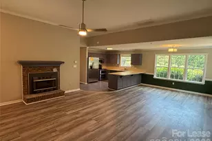 4370 Fellows Ln, Charlotte, NC 28215 - Photo 2