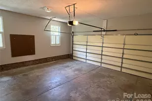 4370 Fellows Ln, Charlotte, NC 28215 - Photo 16