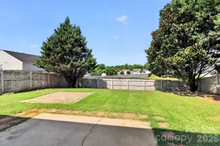 209 Farm Springs Dr, Mount Holly, NC 28120 - Photo 6