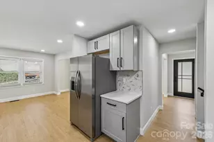 3414 Winterfield Pl, Charlotte, NC 28205 - Photo 18