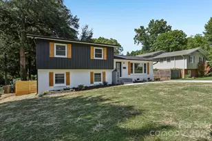 3414 Winterfield Pl, Charlotte, NC 28205 - Photo 2