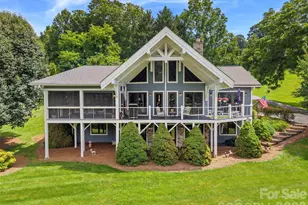 33 Banker Dr, Waynesville, NC 28786 - Photo 2
