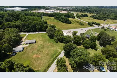 1013 York Road, Kings Mountain, NC 28086 - Photo 12