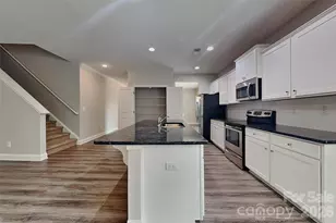 14935 Boudins Ln, Charlotte, NC 28278 - Photo 2