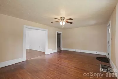 1434 S Main Street, Waynesville, NC 28786 - Photo 4