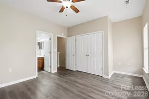 614 E 9th St, Charlotte, NC 28202 - Photo 26