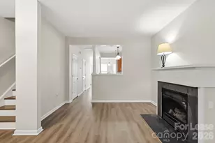 614 E 9th St, Charlotte, NC 28202 - Photo 8