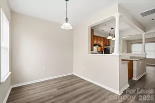 614 E 9th St, Charlotte, NC 28202 - Photo 18
