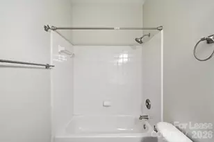 614 E 9th St, Charlotte, NC 28202 - Photo 38