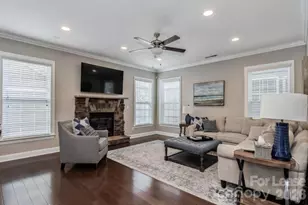 10524 Royal Winchester Dr, Charlotte, NC 28227 - Photo 8