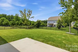 8107 Belfort Forest Ln, Huntersville, NC 28078 - Photo 22