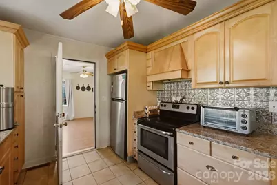 112 Brookside Drive, Union, SC 29379 - Photo 10