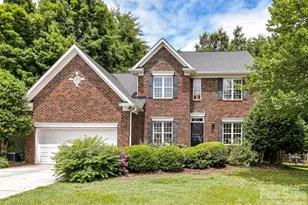 8505 Tintinhull Ln, Waxhaw, NC 28173 - Photo 2