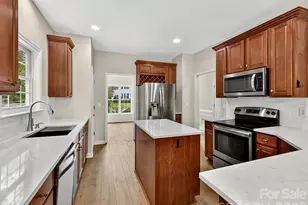 8505 Tintinhull Ln, Waxhaw, NC 28173 - Photo 16