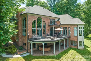 106 Coyote Ridge, Maggie Valley, NC 28751 - Photo 2
