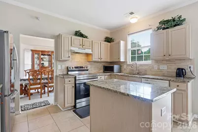 8818 Norway Court, Charlotte, NC 28269 - Photo 10