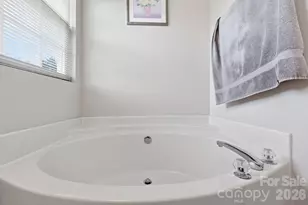 8818 Norway Ct, Charlotte, NC 28269 - Photo 20