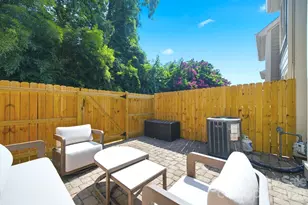 1029 Park West Dr, Charlotte, NC 28209 - Photo 12