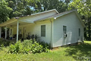 4355 Bob St, Claremont, NC 28610 - Photo 8