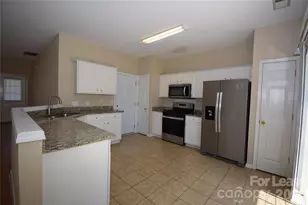 3322 Elizabeth Glen Dr, Charlotte, NC 28270 - Photo 6