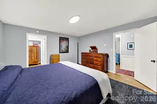 2311 Laurelwood Cir, Charlotte, NC 28214 - Photo 12