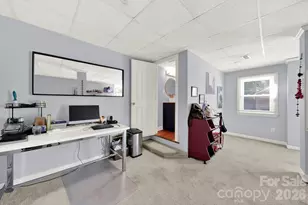 2311 Laurelwood Cir, Charlotte, NC 28214 - Photo 22