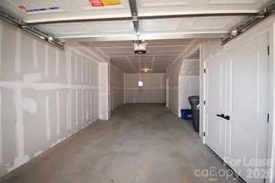 4810 Chastain Avenue, Charlotte, NC 28217 - Photo 32