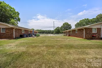 6010 Pleasant Grove Road, Charlotte, NC 28216 - Photo 4