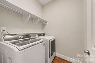 1919 Hamorton Pl, Charlotte, NC 28205 - Photo 22