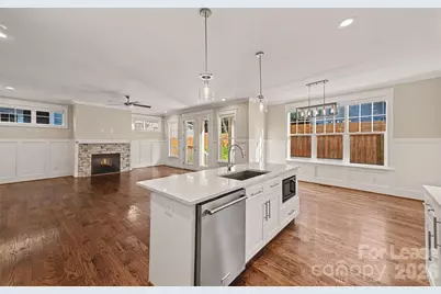 1919 Hamorton Place, Charlotte, NC 28205 - Photo 14