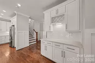 1919 Hamorton Pl, Charlotte, NC 28205 - Photo 10