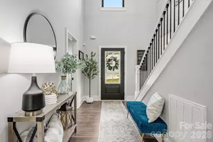 67 Apple Meadow Ct, Hendersonville, NC 28739 - Photo 6