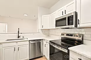 16409 Golden River Ln, Charlotte, NC 28277 - Photo 24