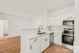 16409 Golden River Ln, Charlotte, NC 28277 - Photo 8
