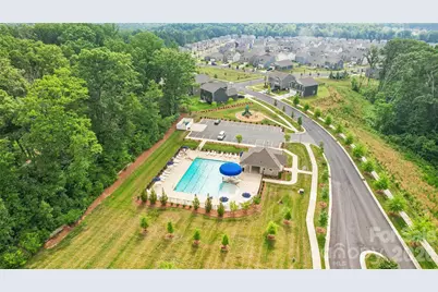 132 Scotsway Court, Troutman, NC 28166 - Photo 2