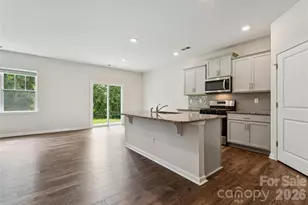 132 Scotsway Ct, Troutman, NC 28166 - Photo 4