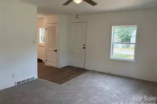 1107 S Meeting St, Statesville, NC 28677 - Photo 10