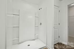 9369 Hamel St, Charlotte, NC 28215 - Photo 14