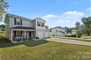 205 Prince Ln, Lancaster, SC 29720 - Photo 2