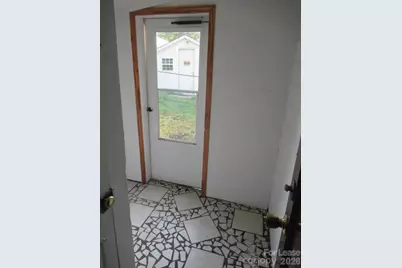 306 W 2nd Street, Lincolnton, NC 28092 - Photo 20