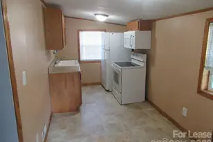 306 W 2nd St, Lincolnton, NC 28092 - Photo 6