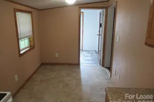 306 W 2nd St, Lincolnton, NC 28092 - Photo 8