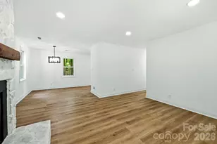 1936 Lakedell Dr, Charlotte, NC 28215 - Photo 22